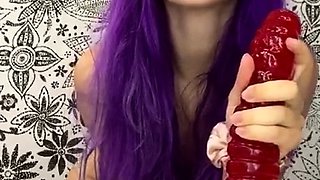 Webcam fun mature brunette with toys cum on cam