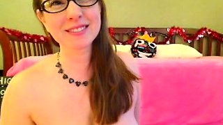 Amateur brunette ariana marie solo toying