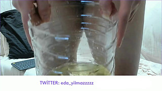 Pee Close up. Turk Reveal