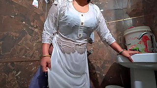 Jija sali bath fuck- desi indian sister-in-law seduced and fucked by jija ji, when she taking shower.