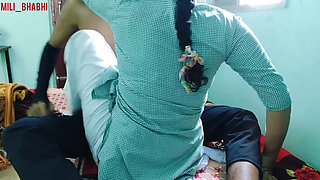 Little Indian 18 Year School Girl Bunk Her Class for Give Her Virginity to Her Boyfriend