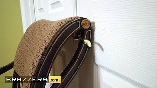 Christie Stevens and Katie Kush divert each other and try to bang van behind each other's back - brazzers