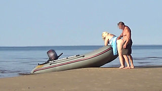 Boatman Fucked a Hot Tourist