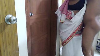 Desi maid with huge ass gets anal fucked by boss while wife is away