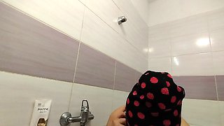 Amateur Wife Takes a Shower, Hairy Pussy, Big Ass.