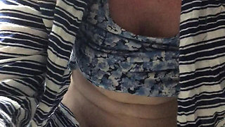 Desperate Cougar Does a Massive Pee in Dallas as Part of Her ‘pissing Around the World’ Collection!