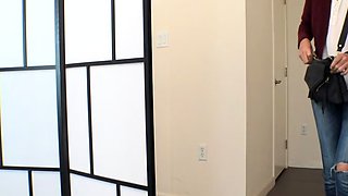 Amateur Webcam Teen Flashes Masturbates