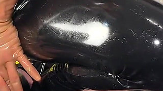 Swimming in Piss 1: Training Pig to Swallow Every Drop