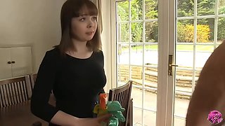 Laceystarr - horny spouse and the cleaner