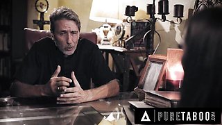 Gia's pussy eating xxx