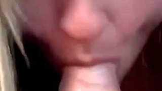 Vintage Blonde MILF Bimbo Sucks!