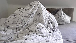 Pakistani-german Gets Hot Afternoon Quicky With Cumshot!