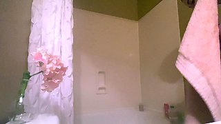 Love Chat Big Boobs Brunette Masturbating For Cam