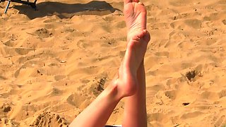 Public Beach Pussy And Feet Closeups
