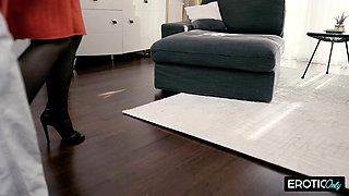 Helpful Grandpa Returns His Neighbor's Lost Panties as a Reward for Licking Her Holes