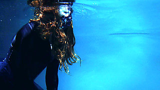Underwater shooting - full backstage