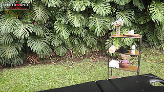 Yessica Bunny Fucked in Erotic Massage