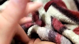 Left-Handed Solo Female Orgasm for the First Time