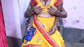 India desi girl fucking couple in the bedroom