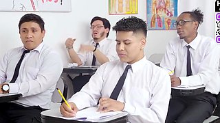 Venezuelan teacher uses her bod with meaty dick