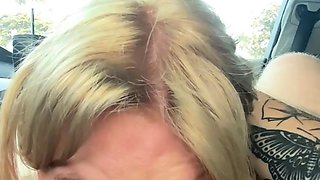 Halli N Lover Gives Hot Blowjob To Her Bf In The Car