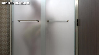 I Fucked Her in the Shower