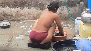 Stepsister&#039;s bath in desi bathroom