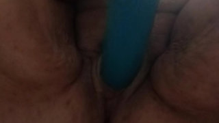 Bed Bunny Loves Her Muffin