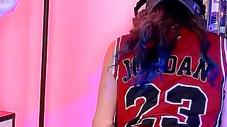 A Big Collector in the Pussy, the Gamestore Saleswoman Wants My Dick! - JOI Fr Gamergirl Altgirl