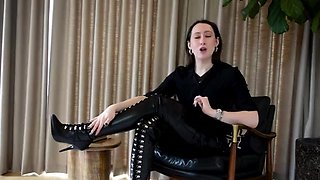 Beautiful brunette in sexy solo fingering masturbation 4 wmv