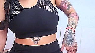 Qween Farting - the Treatment a Fart Sniffer Deserves Full HD