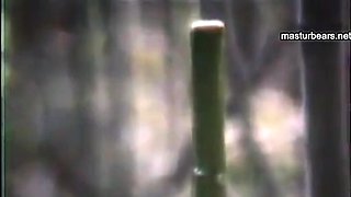 Roshini (Singapore) fucks bamboe in nature