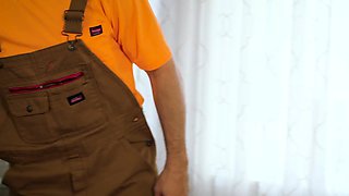 Randy blonde in pink pantyhose with foot fetish does footjob