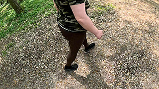 Camouflage Titslapping