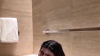 Mia Khalifa Bare In Tub Onlyfans Vid Leaked