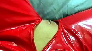 Amateur wild chick solo masturbation