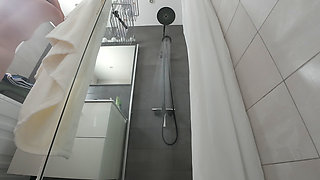 Tight Hairy Pussy Pissing in the Shower