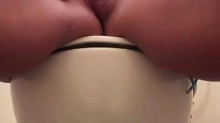 Hot in the Toilet with Orgasm