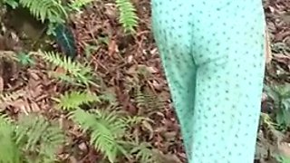 Simple fucking girlfriend in the jungle