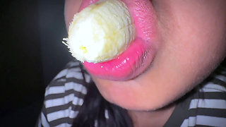 I Put a Banana in My Sensual Mouth While I Was Horny in Morning - This Is My Everyday Morning Routine
