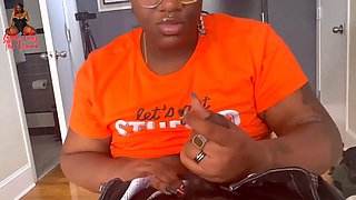 Pizza Pussy: Ebony BBW Delivers A Pizza and Gets a BBC Tip