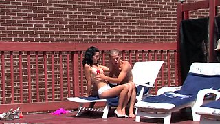 Brunettes gone wild: Outdoor FFM thriller