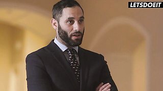 Extravagant Athena Faris and Damon Dice at orgasm xxx