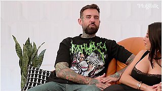Lena The Plug & Liz Skylar Stretch Milf in Threesome