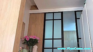 girl sexydea squirting on live webcam