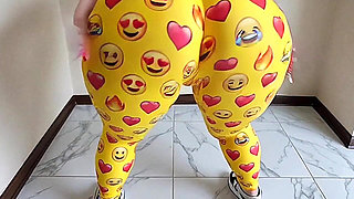 Big Butt in Bouncing Emoji Leggings