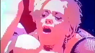 Threesome muscle guy sucking