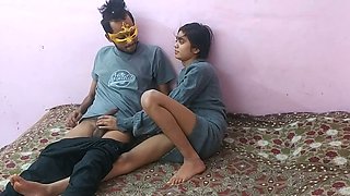 Hardcore amateur banging with a cute dark-haired Indian teen