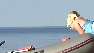 Boatman Fucked a Hot Tourist