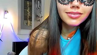 Petite beauty delivers intense sensual private passion with passionate desire